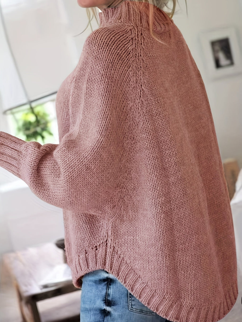 Lorette - Elegant Cable Knit Sweater