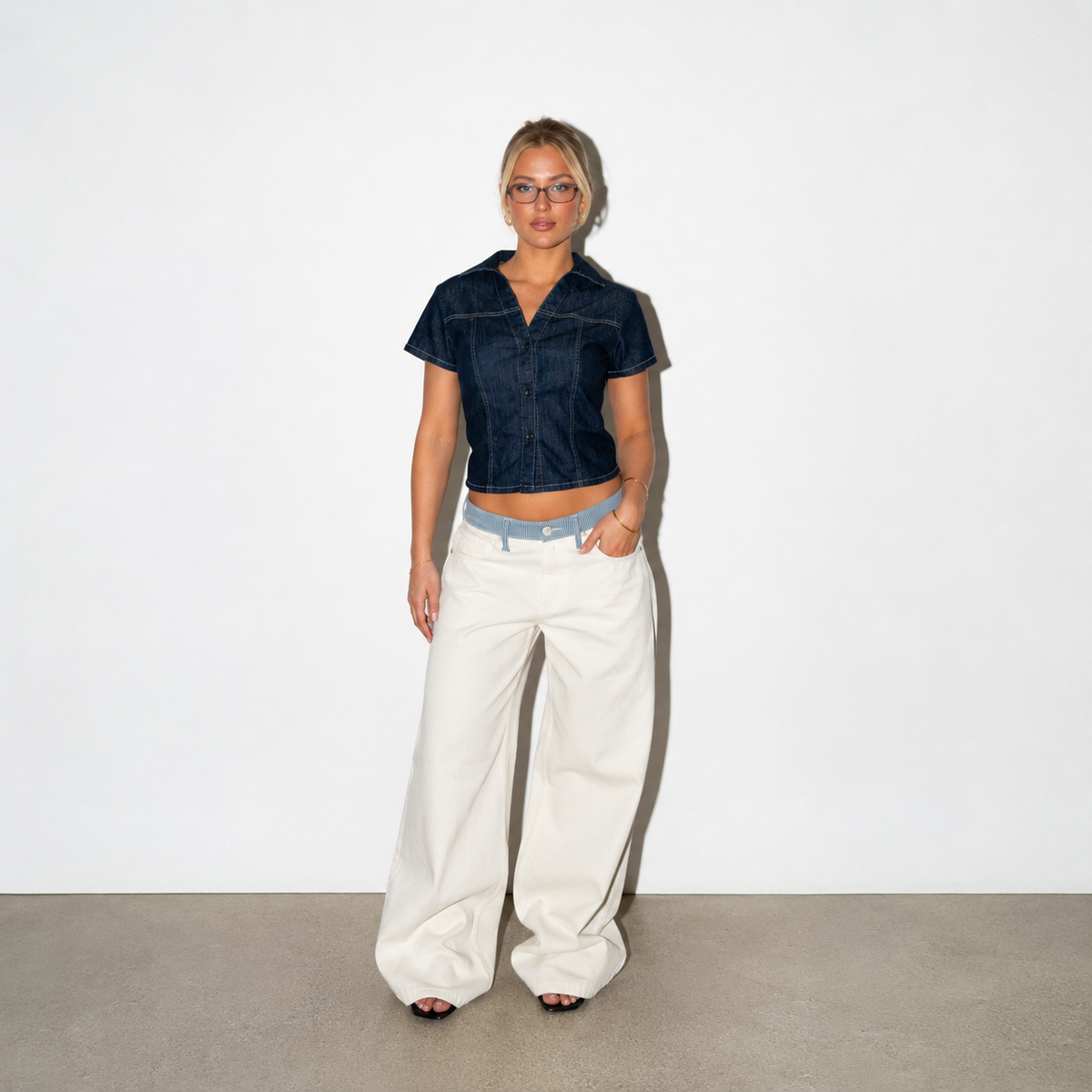 Bjørk striped low-waisted loose jeans - White/Blue