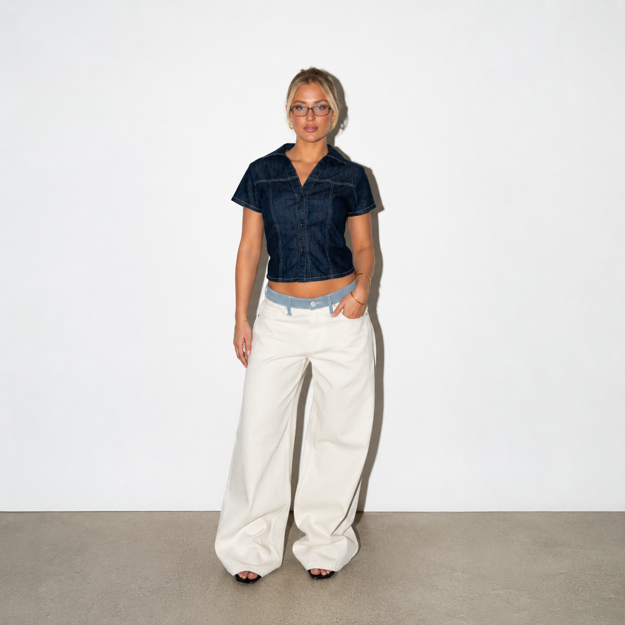 Bjørk striped low-waisted loose jeans - White/Blue