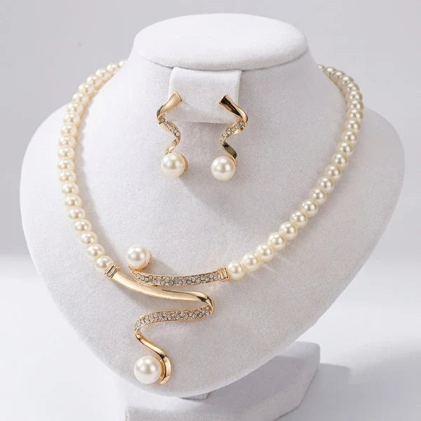 Natural Pearl Necklace and Earrings Set