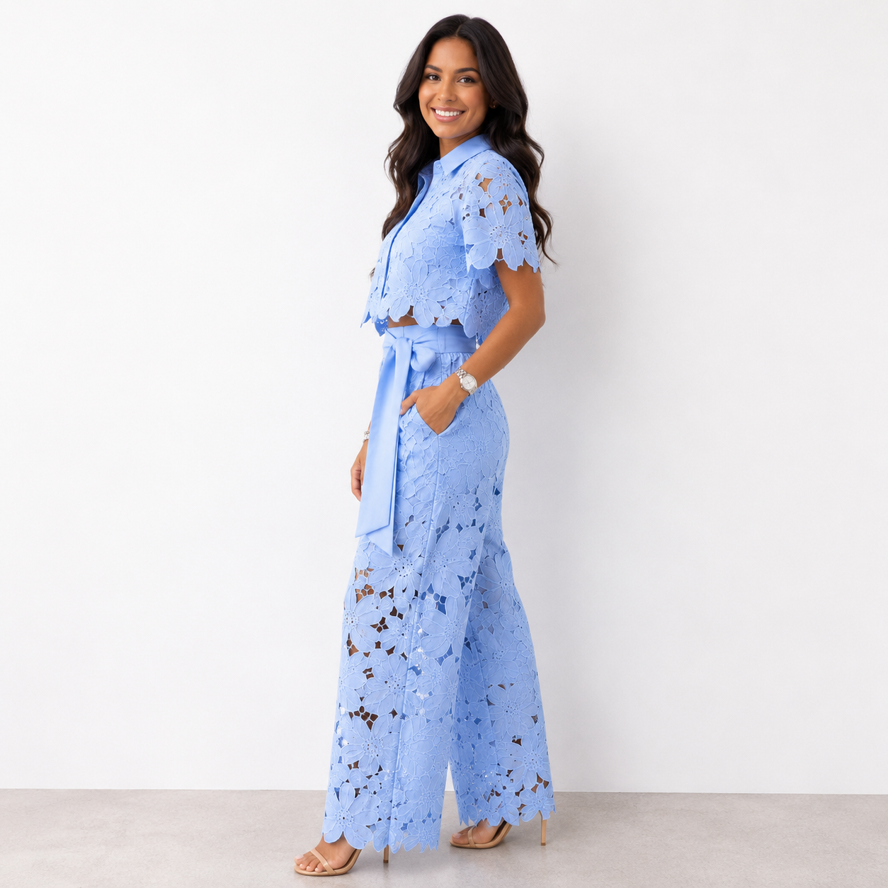 Isabella | Kerge kaheosaline komplekt
