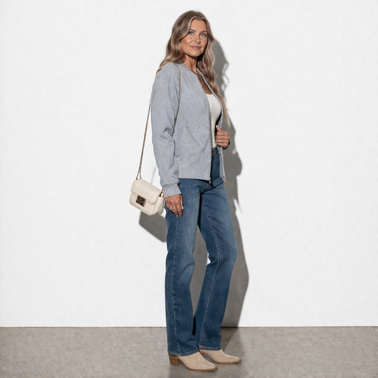 Lunea Mode® | The Colette - Effortless Zip-Up Knit Bomber Cardigan