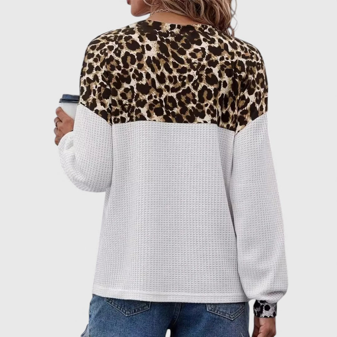 Olivia – Effortless Comfort V-Neck Long Sleeve Sweater