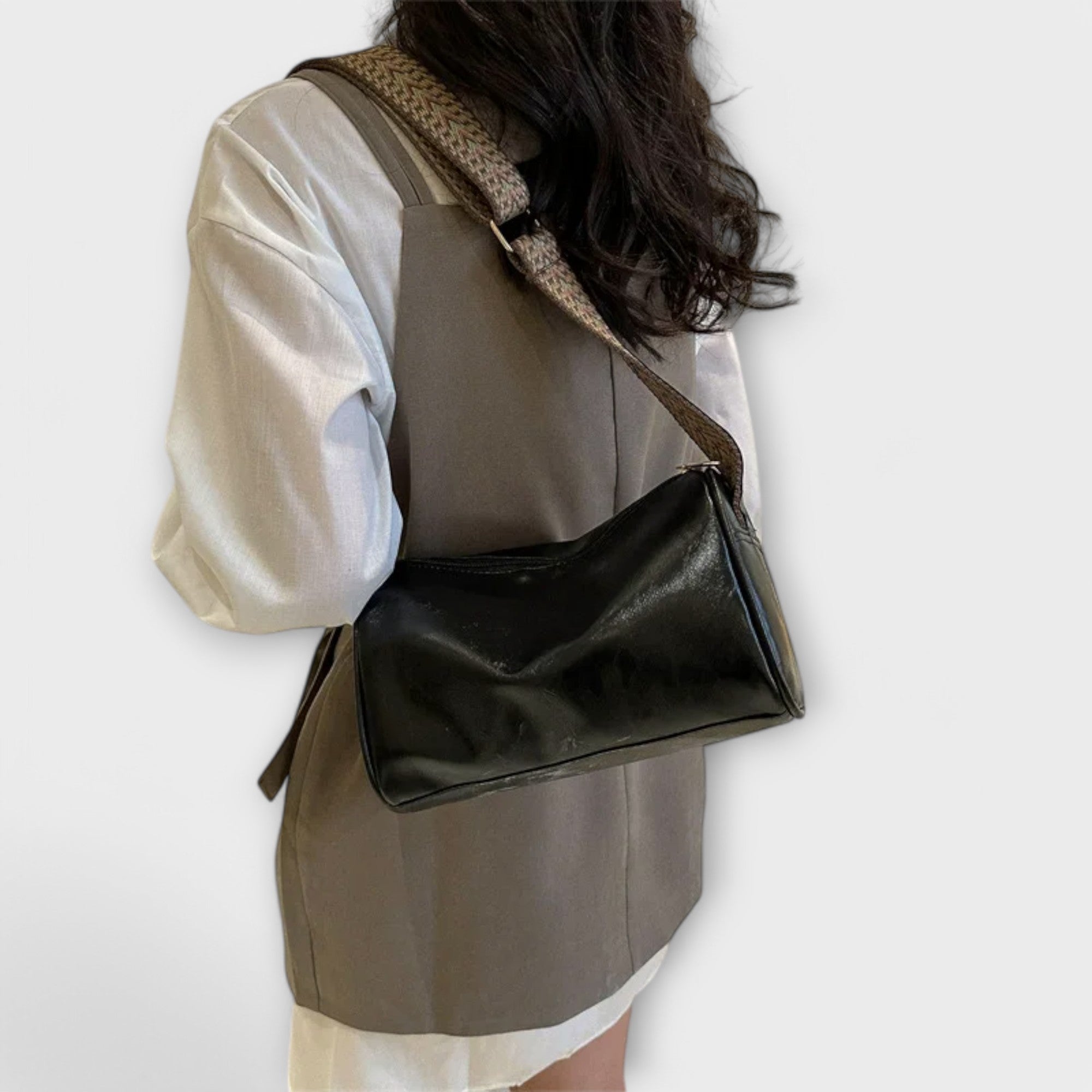 Olivia - Vintage Crossbody Bag