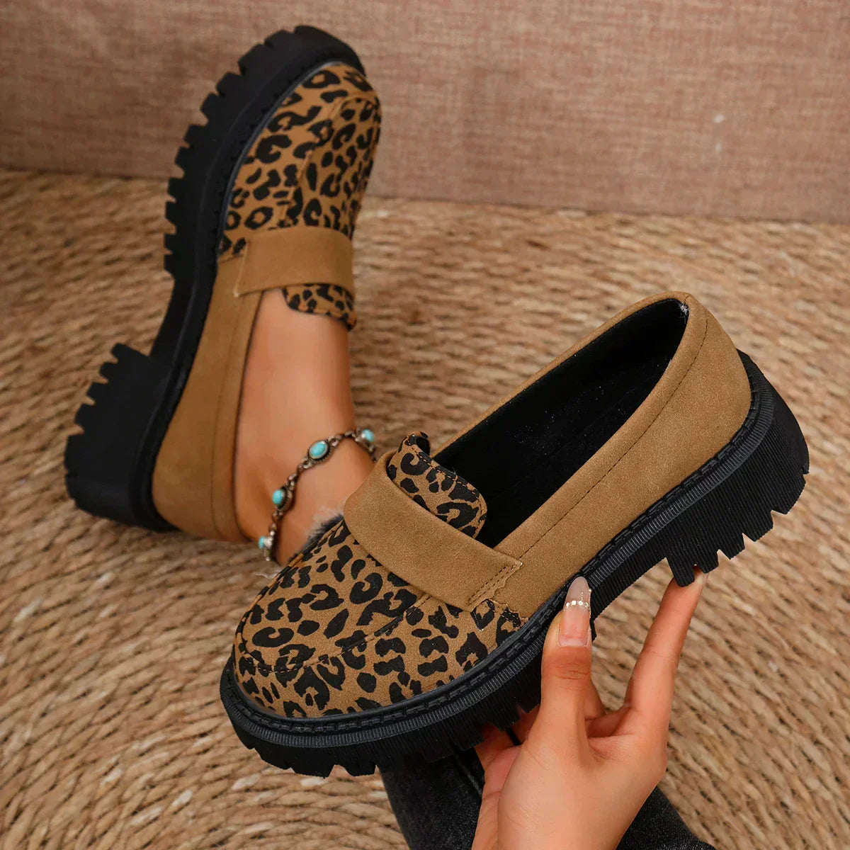 Leona™ | Leopard Print Platform Loafers – Where Style Meets Comfort