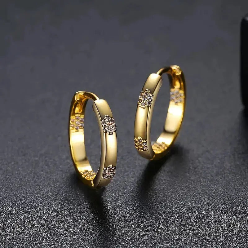 Vintage Gold Flower Circle Earrings