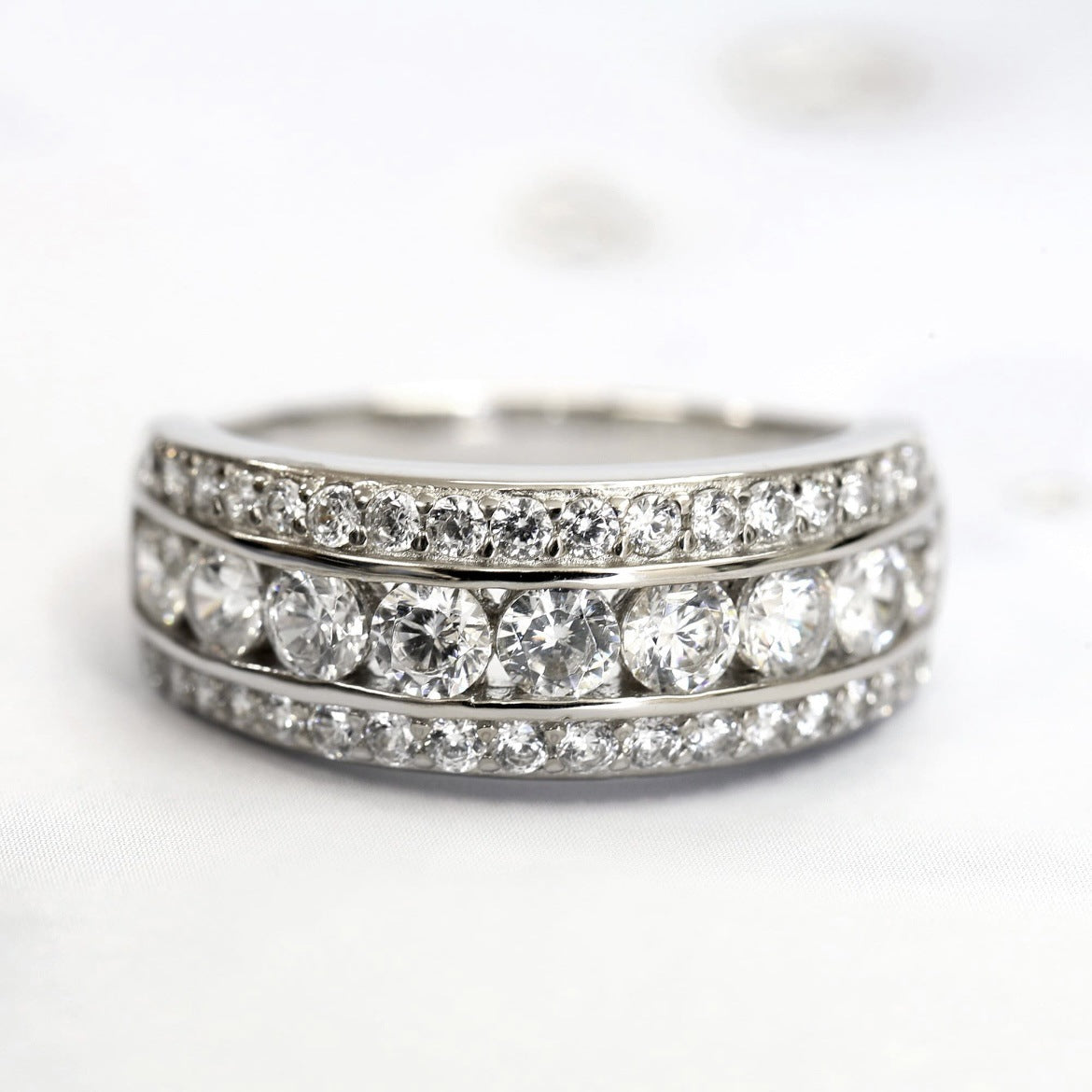 Isabelle | Elegant Silver Stone Ring