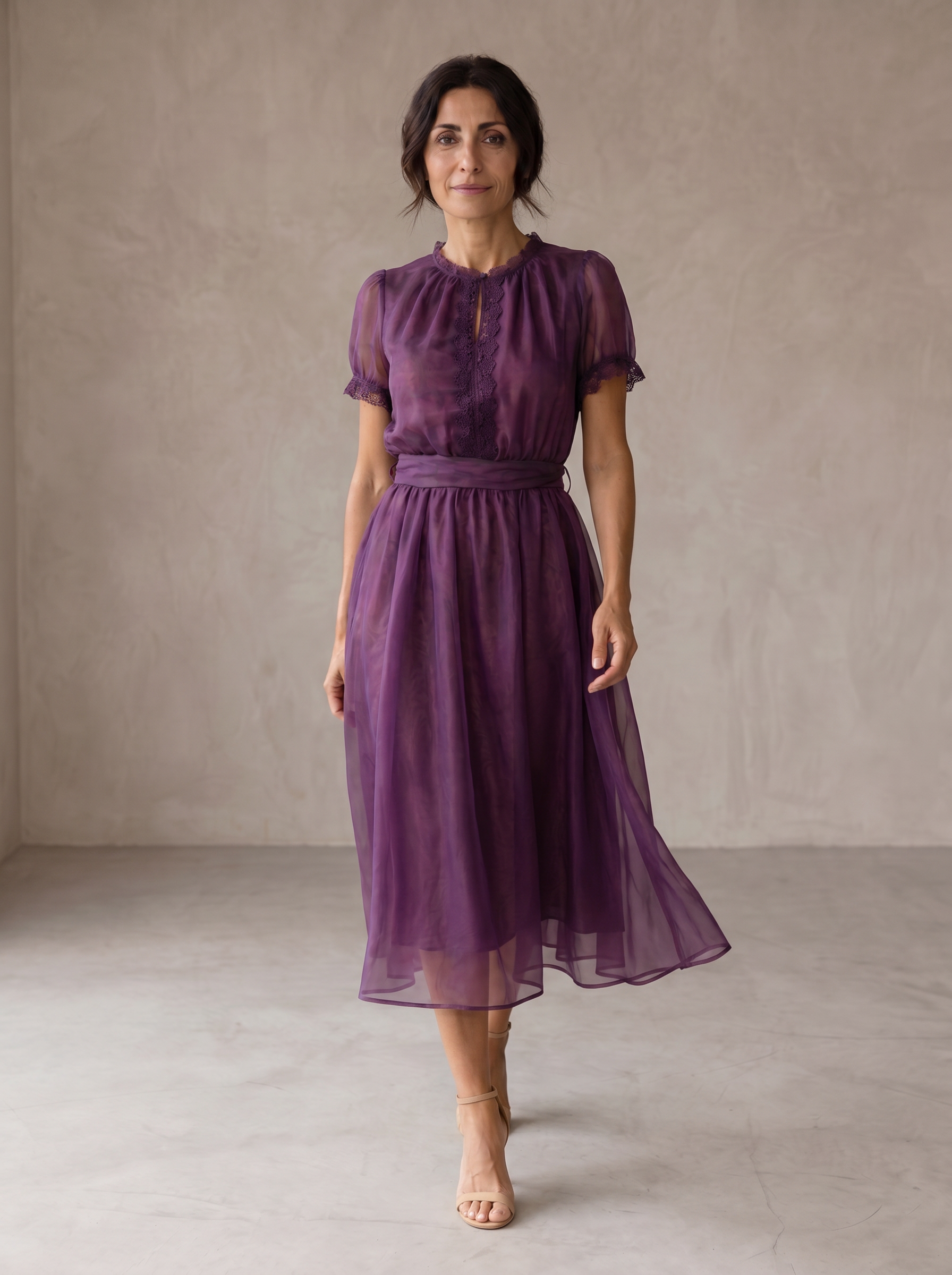 Flavia | Chiffon Maxi Dress with Keyhole Neckline and Lace Trim
