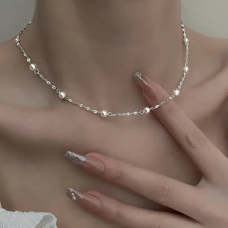 Elegant Lustrous Pearl Necklace