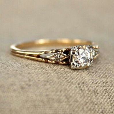 Evelyn | Vintage Zirconia Fine Gold Ring